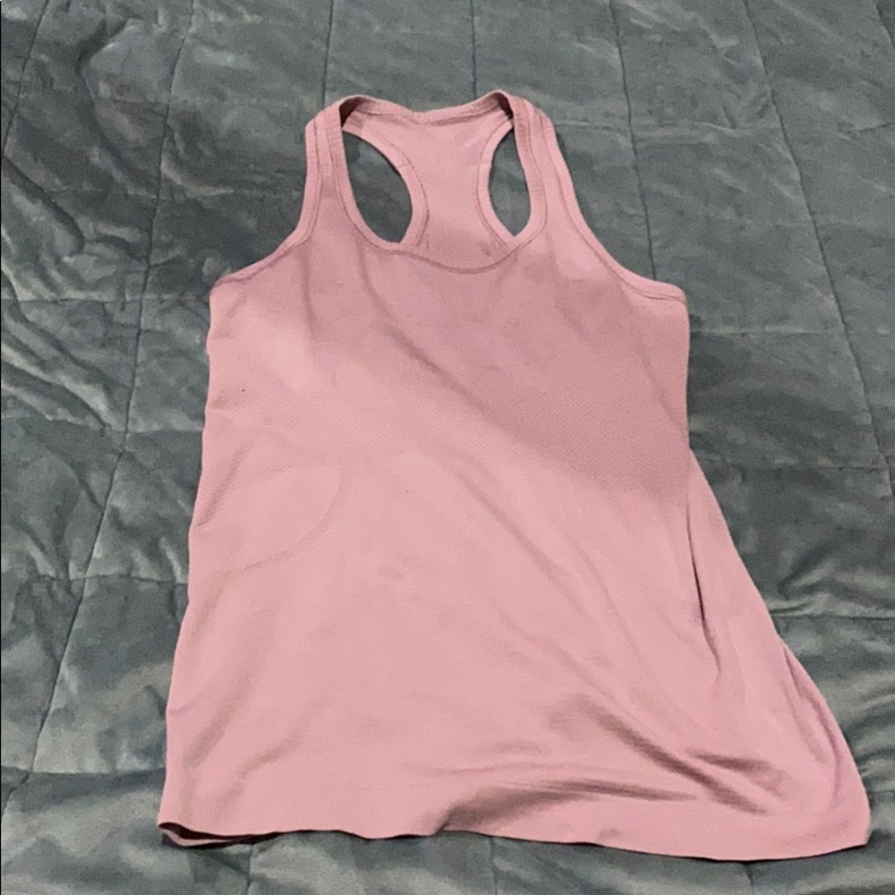 Size 6 lulu tank top never worn